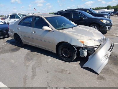 JTDBE32K920****** 2002 Toyota Camry