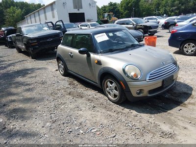 WMWMF33519T****** 2009 MINI Cooper