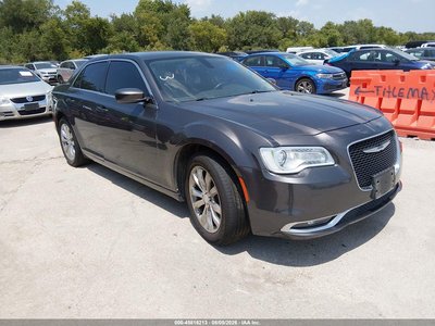 2C3CCARG6FH****** 2015 Chrysler 300
