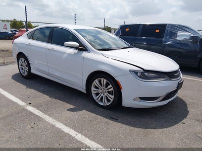 1C3CCCAB0FN****** 2015 Chrysler 200