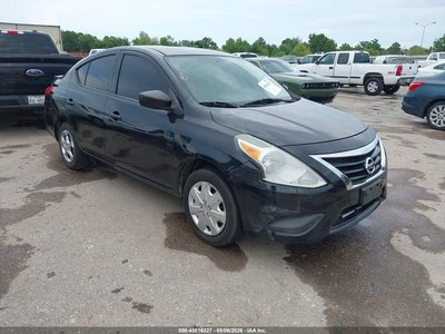 2016 Nissan Versa