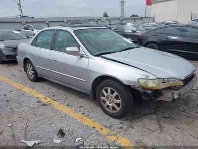 1HGCG56732A****** 2002 Honda Accord