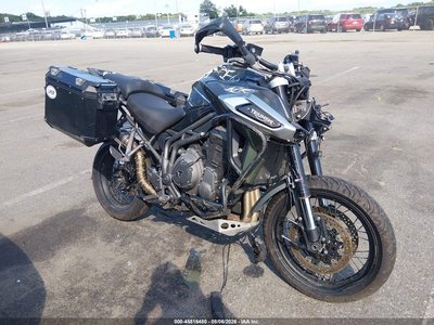 SMTF43XB9JJ****** 2018 Triumph Explorer