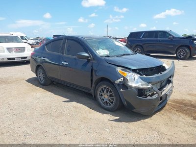 2017 Nissan Versa