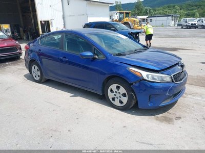 3KPFK4A76HE****** 2017 Kia Forte