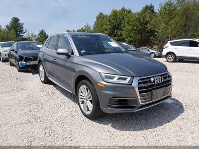 WA1BNAFY4J2****** 2018 Audi Q5