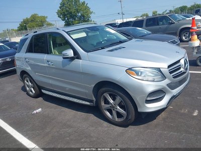 4JGDA5HB8JB****** 2018 Mercedes-Benz GLE-Class