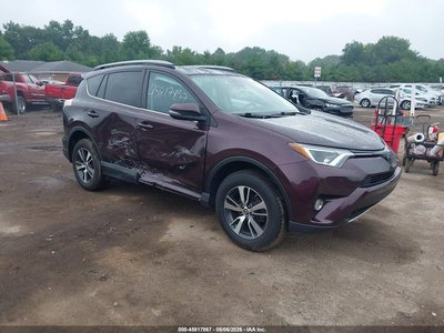 2T3RFREV4HW****** 2017 Toyota RAV4