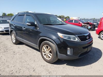 5XYKT4A69FG****** 2015 Kia Sorento
