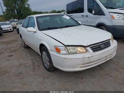 JT2BG22KXY0****** 2000 Toyota Camry