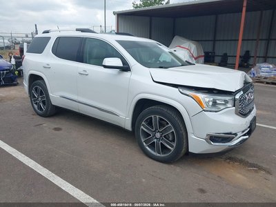 1GKKNPLS3JZ****** 2018 GMC Acadia