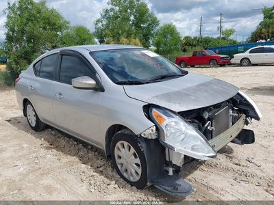 3N1CN7AP3GL****** 2016 Nissan Versa