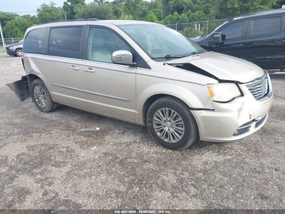 2013 Chrysler Town & Country