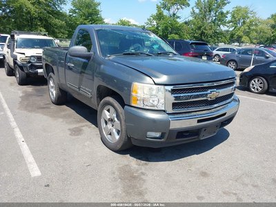 1GCNKSE04BZ****** 2011 Chevrolet Silverado 1500