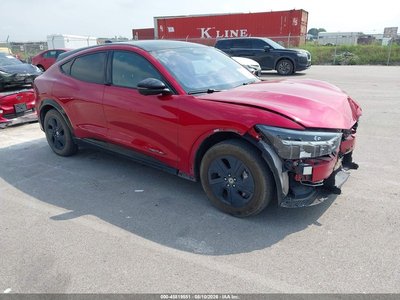 2022 Ford Mustang Mach-E