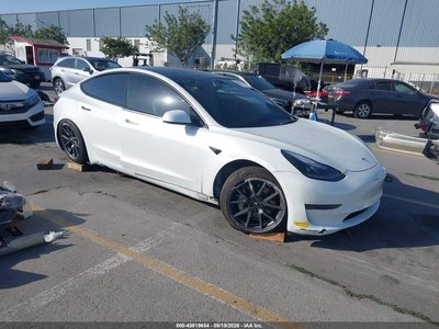 5YJ3E1EAXNF****** 2022 Tesla Model 3