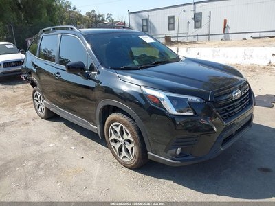 JF2SKADC3RH****** 2024 Subaru Forester