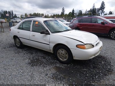 1FAFP10P8WW****** 1998 Ford Escort