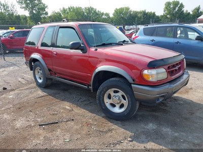 2000 Ford Explorer