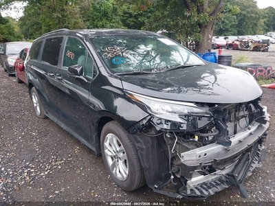 5TDYSKFC0TS****** 2026 Toyota Sienna Hybrid