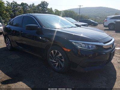 2HGFC2F79JH****** 2018 Honda Civic