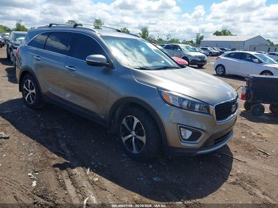 5XYPHDA56GG****** 2016 Kia Sorento