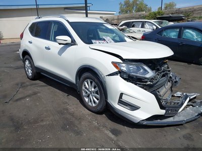 JN8AT2MT9JW****** 2018 Nissan Rogue