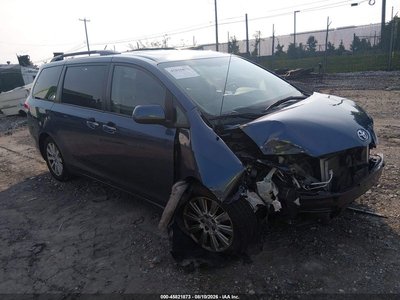 5TDDK3DC1DS****** 2013 Toyota Sienna