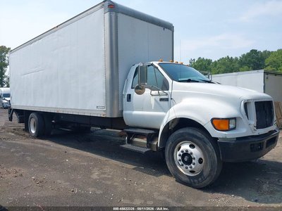 3FRXF75X18V****** 2008 Ford Super Duty F-750 Straight Frame