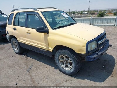 2CNBJ13C7Y6****** 2000 Chevrolet Tracker