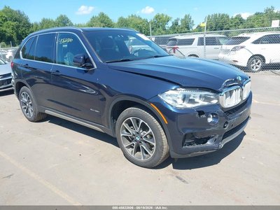 5UXKR0C34H0****** 2017 BMW X5