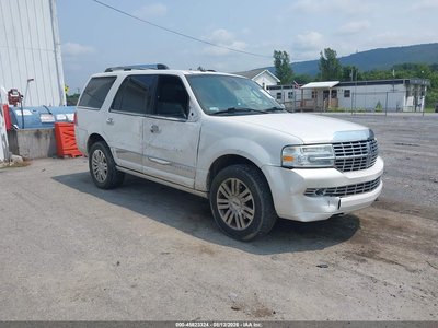 5LMJJ2J5XBE****** 2011 Lincoln Navigator