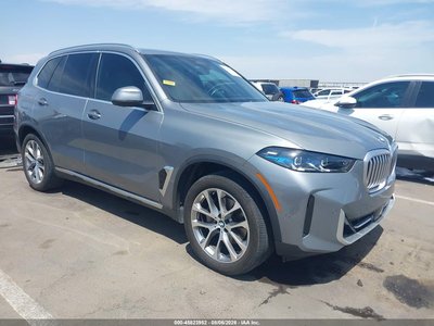5UX13EU05S9****** 2025 BMW X5