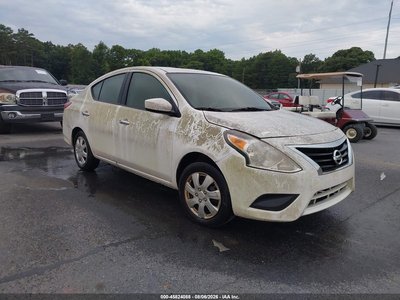 2016 Nissan Versa