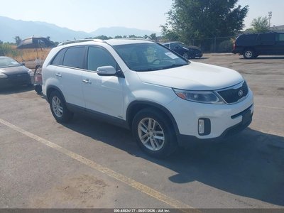 5XYKTCA64FG****** 2015 Kia Sorento