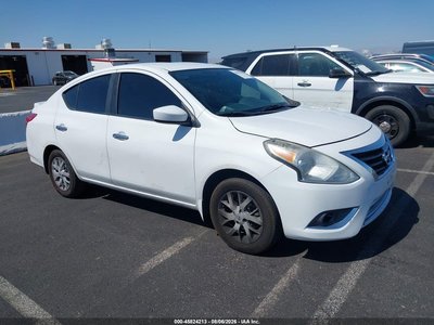 3N1CN7APXHL****** 2017 Nissan Versa