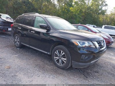 5N1DR2MM6HC****** 2017 Nissan Pathfinder