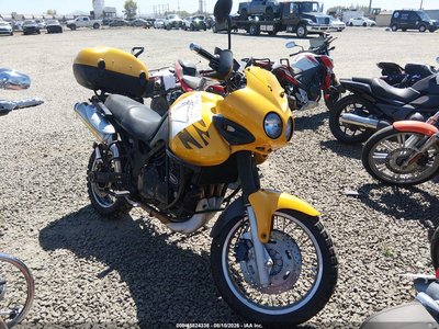 SMT700EH2XJ****** 1999 Triumph Tiger