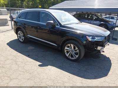 WA1LJAF73MD****** 2021 Audi Q7