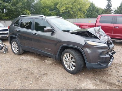 1C4PJMDB8GW****** 2016 Jeep Cherokee