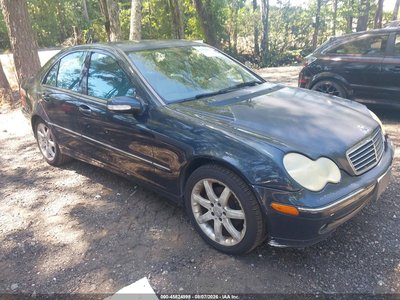 WDBRF40J84A****** 2004 Mercedes-Benz C-Class