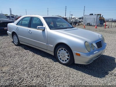 WDBJF65J4YB****** 2000 Mercedes-Benz E-Class