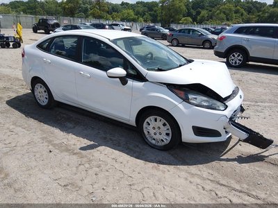 2015 Ford Fiesta
