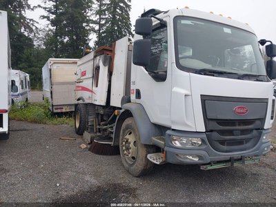 3BPPHM7X1LF****** 2020 Peterbilt 220