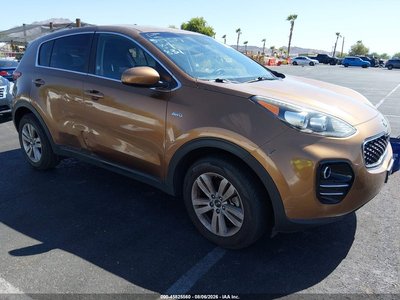 KNDPMCAC6J7****** 2018 Kia Sportage