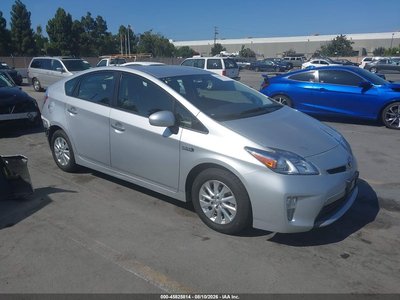 JTDKN3DPXF3****** 2015 Toyota Prius