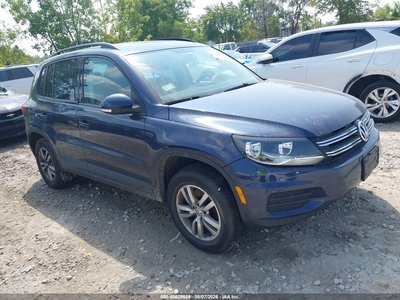 WVGAV7AXXFW****** 2015 Volkswagen Tiguan