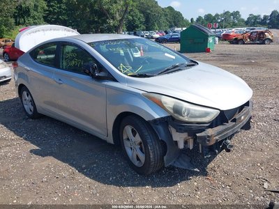 KMHDH4AE9DU****** 2013 Hyundai Elantra