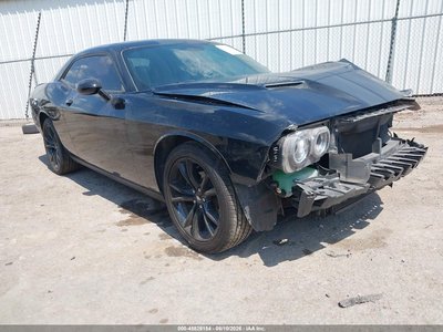 2C3CDZAG6JH****** 2018 Dodge Challenger