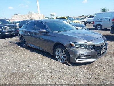 1HGCV1F1XJA****** 2018 Honda Accord